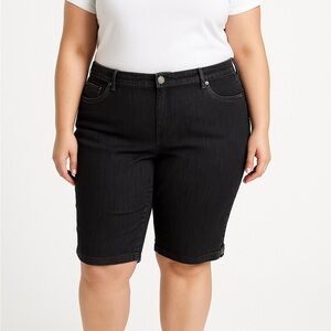 Gloria Vanderbilt Women's Classic Black Bermuda Shorts